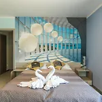 Couette-café Resident Rene 4*