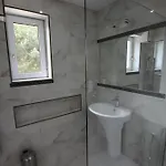 Oda ve Kahvaltı Resident Rene Ustka