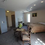 Resident Rene Oda ve Kahvaltı Ustka