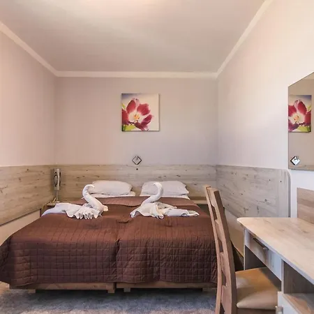 Resident Rene Bed & Breakfast 2*