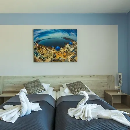 Resident Rene Oda ve Kahvaltı