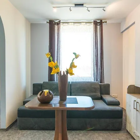 Resident Rene فندق مبيت وإفطار 4*