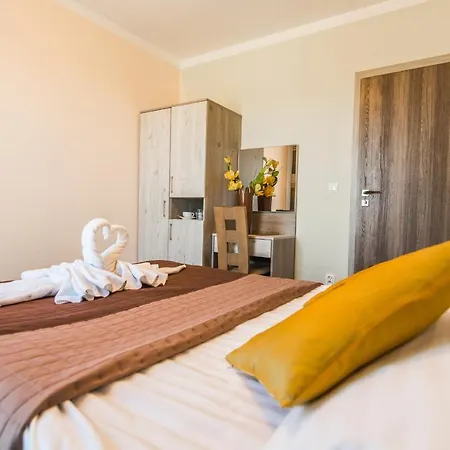 Resident Rene Устка