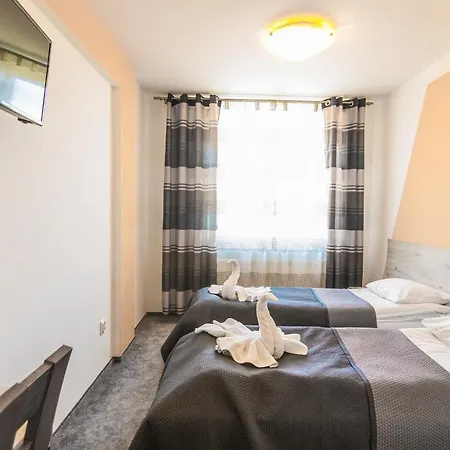 Nocleg ze śniadaniem Resident Rene 4*