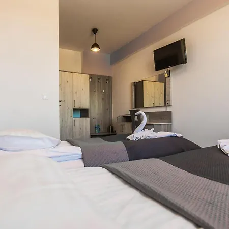 فندق مبيت وإفطار Resident Rene 4*