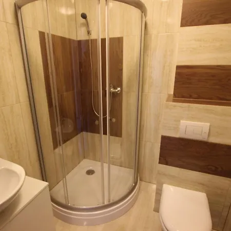 Resident Rene Bed & Breakfast 4*