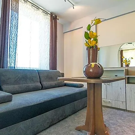 Oda ve Kahvaltı Resident Rene Ustka