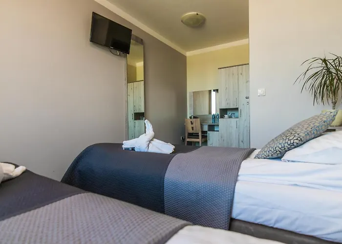 Resident Rene Oda ve Kahvaltı Ustka